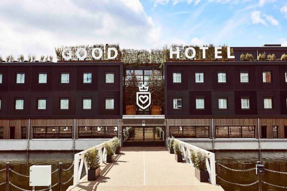 2 - On dort dans un hôtel flottant